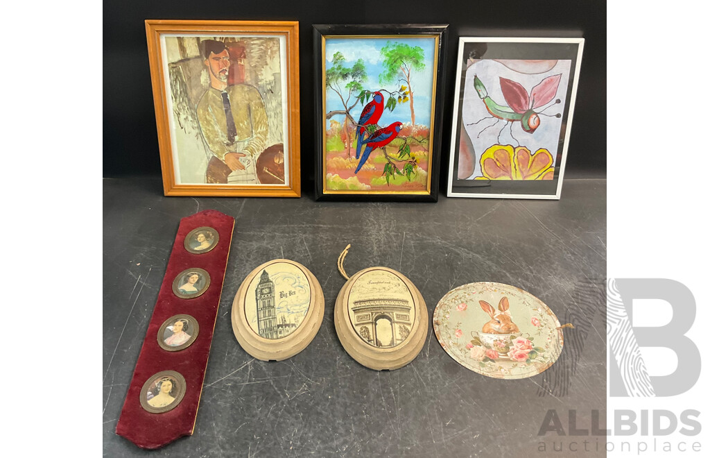 Assorted Artworks & Household Decorations - Wooden Plaques, Framed Prints & Historic Oval Decorations