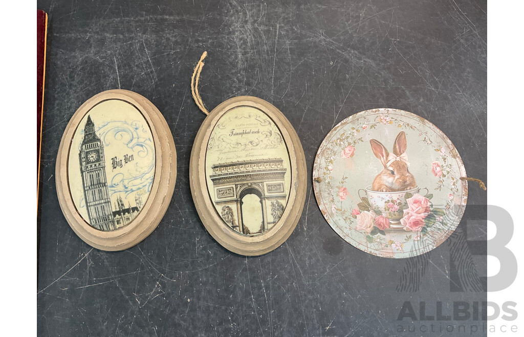 Assorted Artworks & Household Decorations - Wooden Plaques, Framed Prints & Historic Oval Decorations