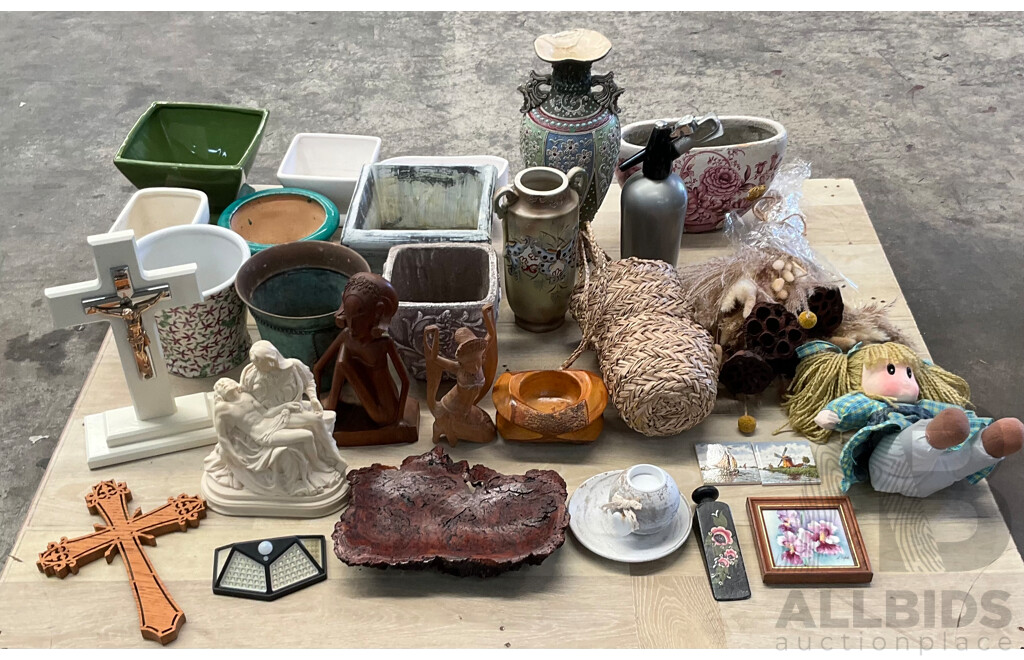 Assorted of Decorative Homeware and Pottery