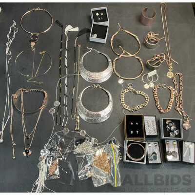 Mixed Custume Jewellery Inclued Necklace, Earring and More