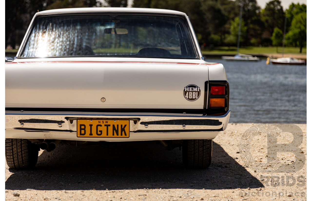 08/1970 Valiant VG Pacer E34 Bathurst Big Tank (Track Pack) 4d Sedan White 245ci Hemi 4.0L