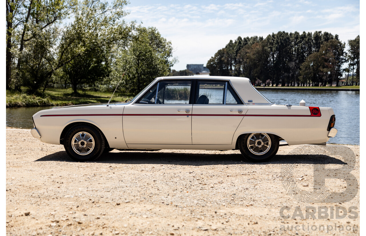 08/1970 Valiant VG Pacer E34 Bathurst Big Tank (Track Pack) 4d Sedan White 245ci Hemi 4.0L