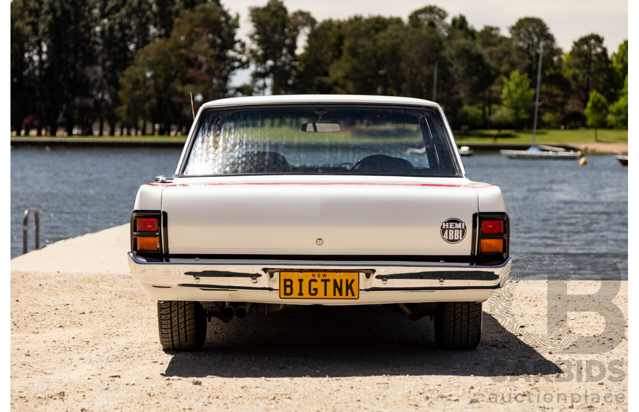 08/1970 Valiant VG Pacer E34 Bathurst Big Tank (Track Pack) 4d Sedan White 245ci Hemi 4.0L