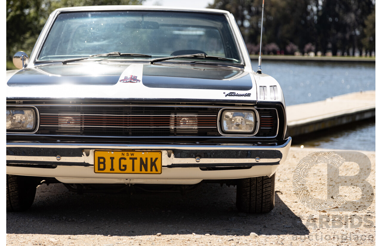 08/1970 Valiant VG Pacer E34 Bathurst Big Tank (Track Pack) 4d Sedan White 245ci Hemi 4.0L