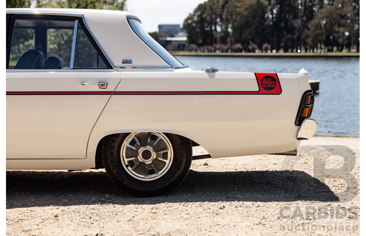 08/1970 Valiant VG Pacer E34 Bathurst Big Tank (Track Pack) 4d Sedan White 245ci Hemi 4.0L