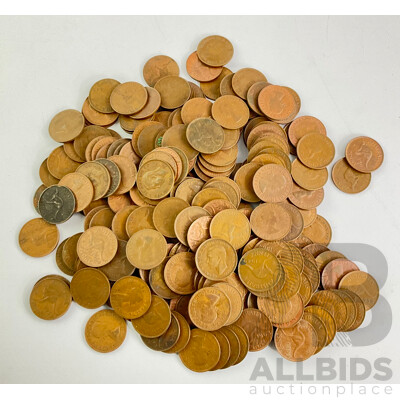 Australian KGVI and QE2 Pennies, Approximately 200 Coins, 2 Kilos