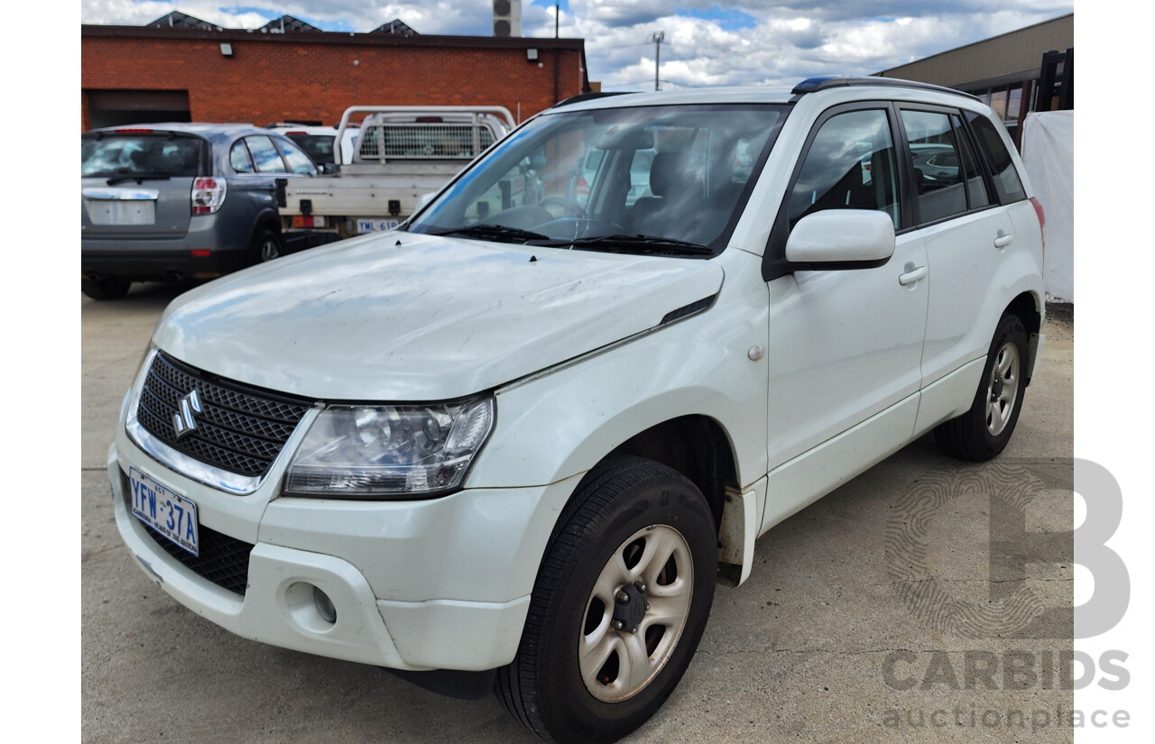 8/2009 Suzuki Grand Vitara (4x4) JT MY08 UPGRADE 4d Wagon White 2.4L