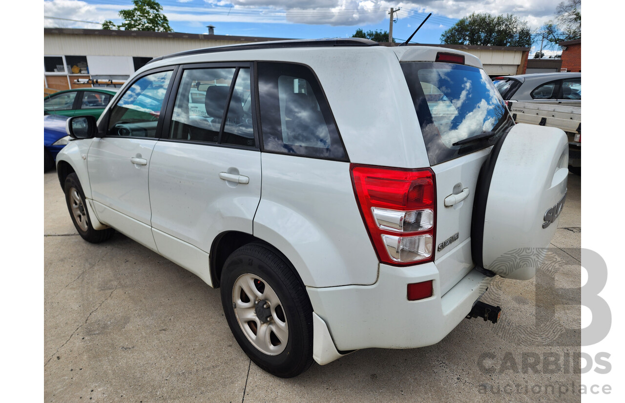 8/2009 Suzuki Grand Vitara (4x4) JT MY08 UPGRADE 4d Wagon White 2.4L