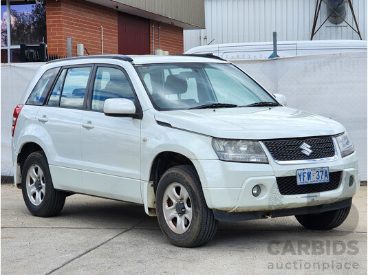 8/2009 Suzuki Grand Vitara (4x4) JT MY08 UPGRADE 4d Wagon White 2.4L