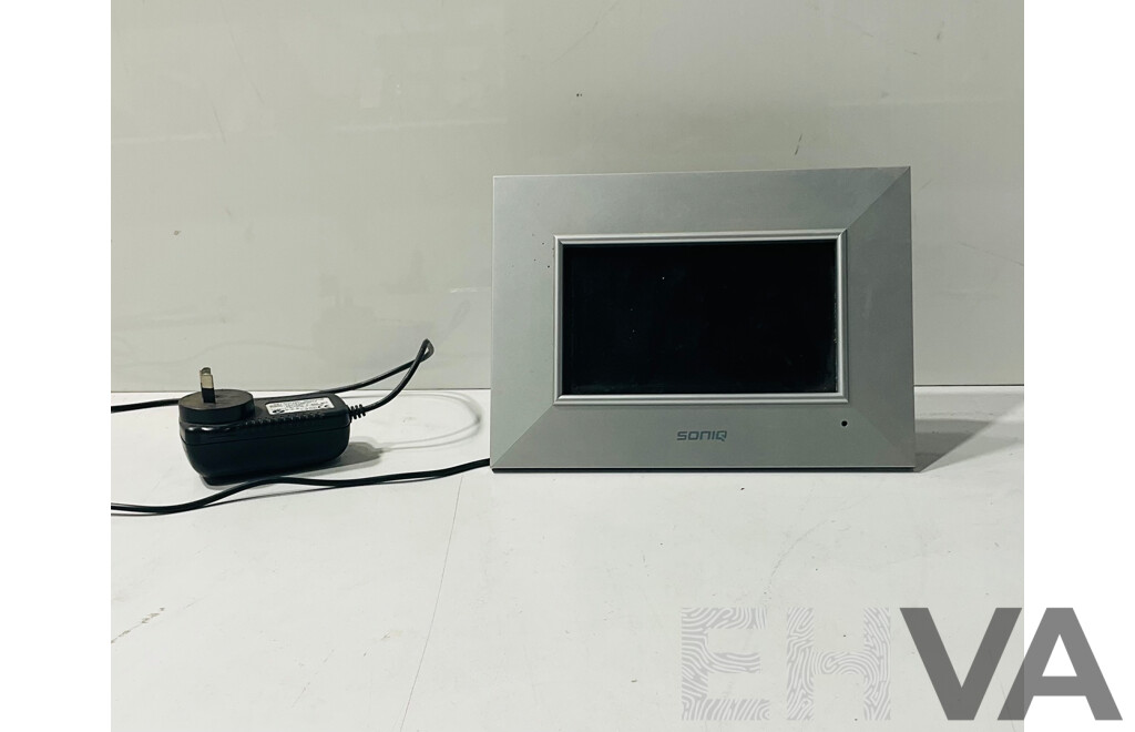 Soniq Corded  Digital Photo Frame