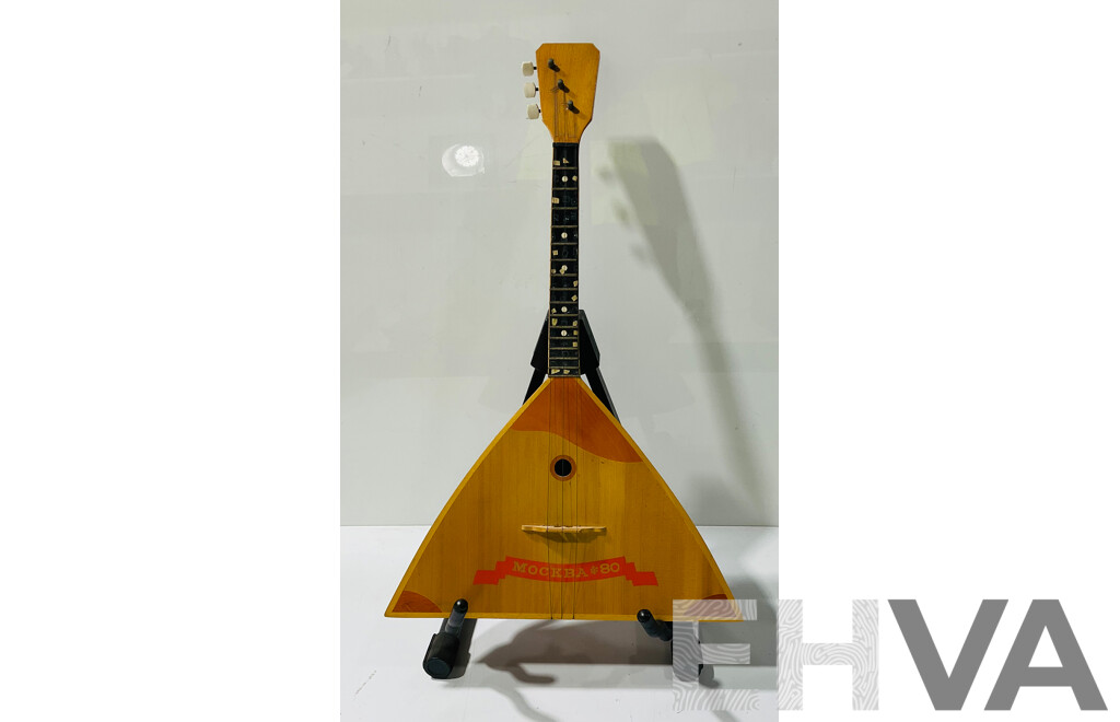 Retro Mockba 80 Moscow 1980 Olympics Balalaika