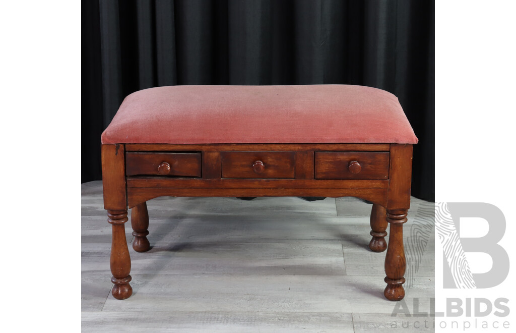 Antique Mahogany Hall Seat