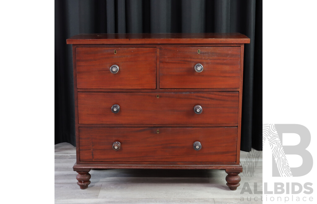 Early Edwardian Mahogany Chest of Four Drawers