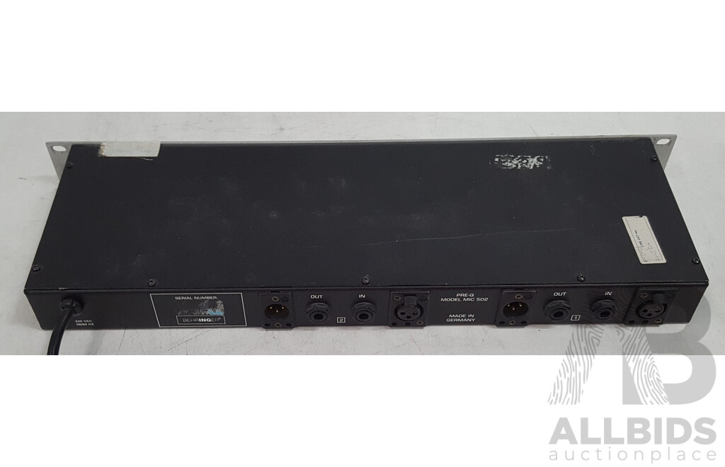 Behringer (MIC-502) Pre-G Microphone Preamp/Line Driver/DI Box