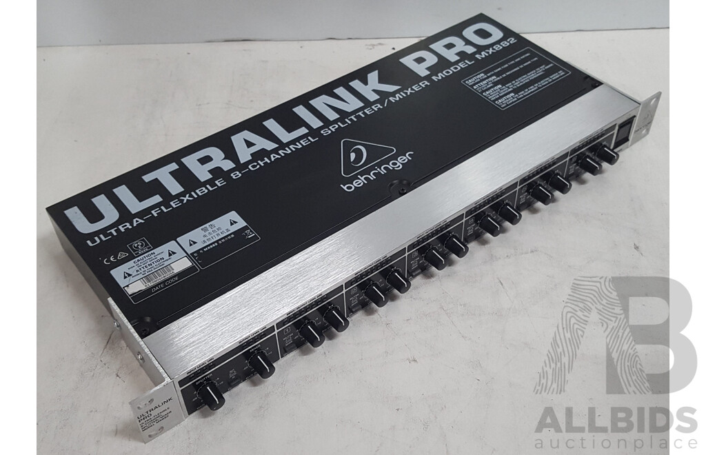 Behringer (MX882) Ultralink Pro Ultra-Flexible 8-Channel Splitter/Mixer