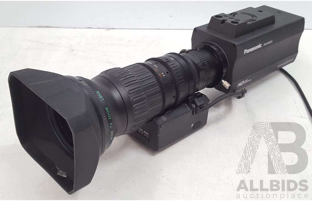 Panasonic (AW-HE870) HD Convertible Camera w/ Fujinon A13x6.3BMD-DSD