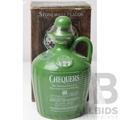 Chequers De Luxe Blended Scotch Whiskey in Stoneware Flagon and Original Box