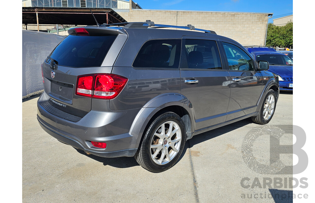 8/2013 Fiat Freemont Lounge JF 4d Wagon Grey 2.4L