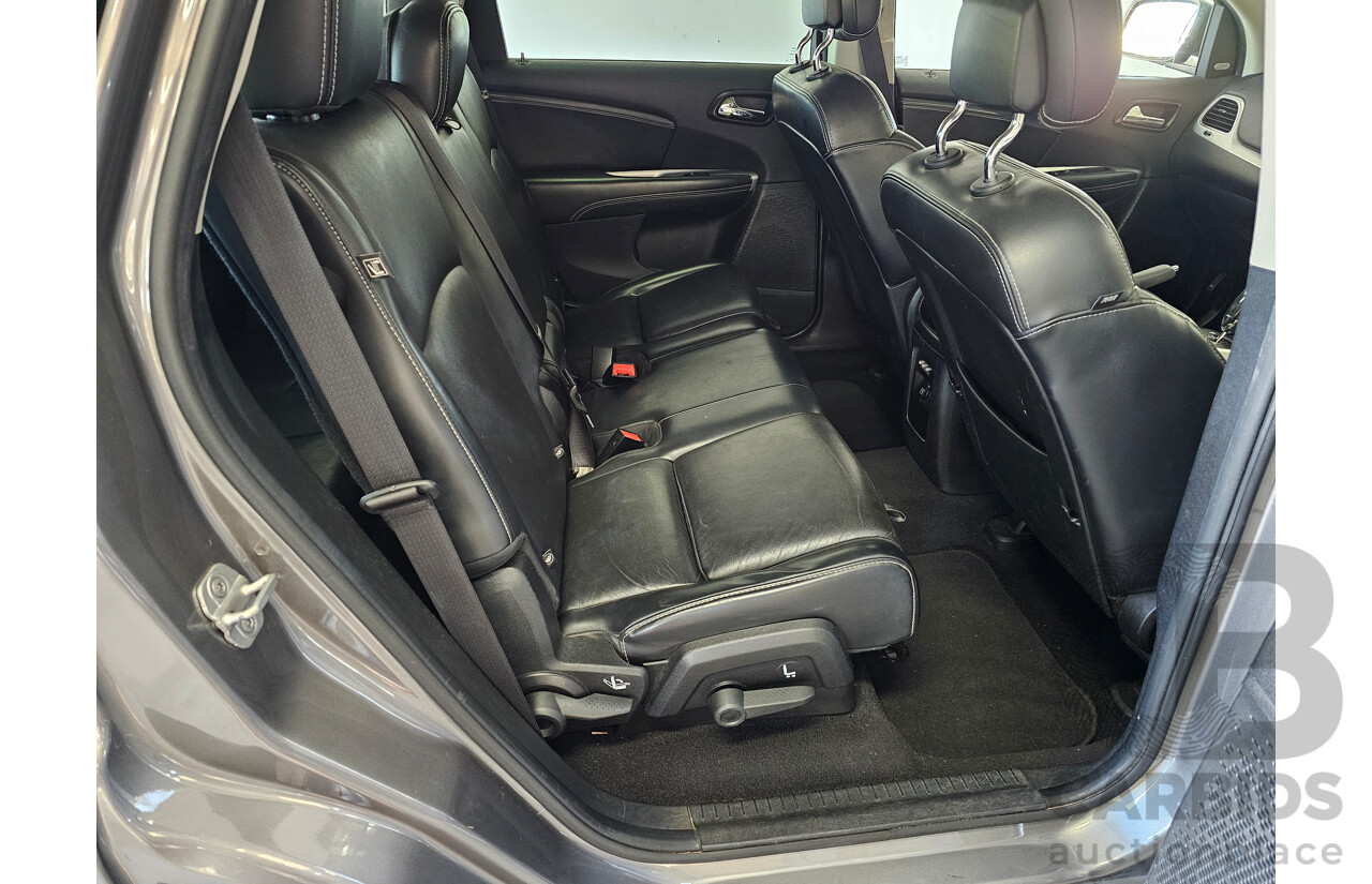 8/2013 Fiat Freemont Lounge JF 4d Wagon Grey 2.4L