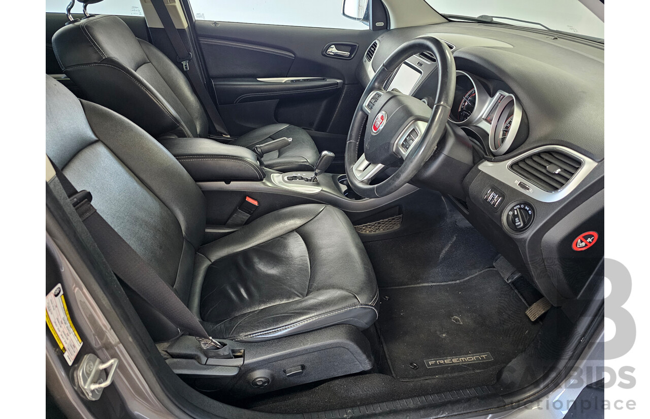 8/2013 Fiat Freemont Lounge JF 4d Wagon Grey 2.4L
