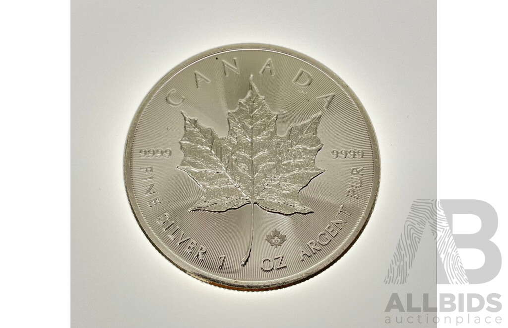 Canada 2022 QE2 Silver Five Dollar Coin .999