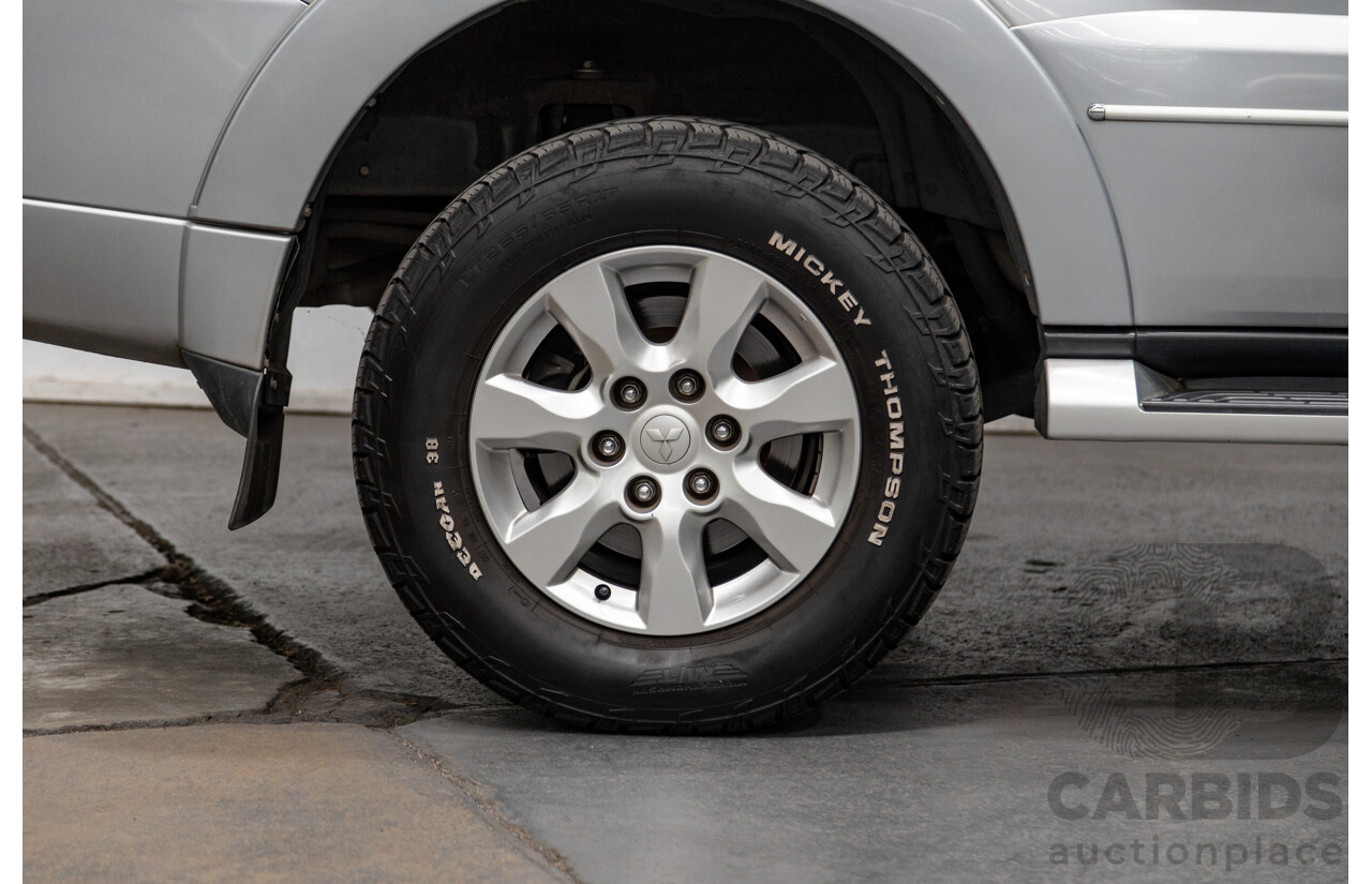 8/2012 Mitsubishi Pajero Platinum Edition NW MY12 4d Wagon Cool Silver Metallic Turbo Diesel 3.2L