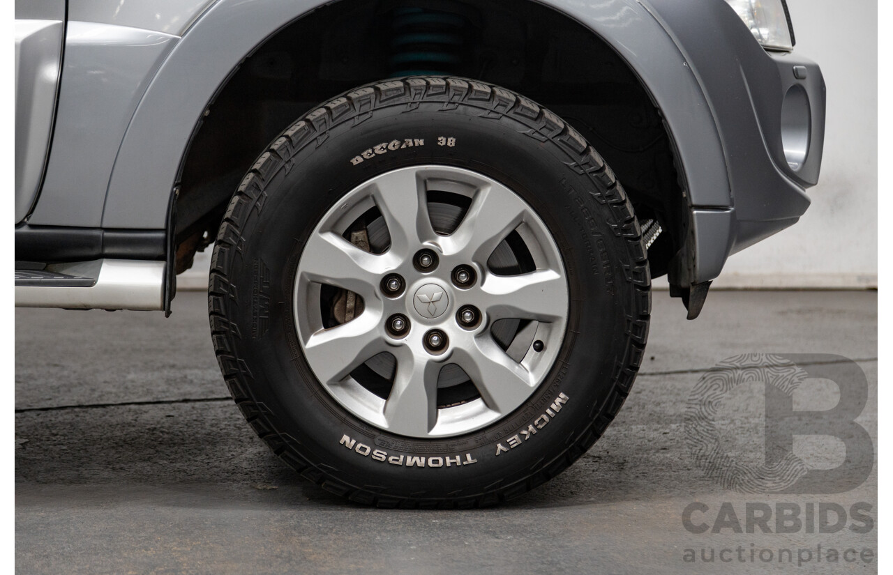 8/2012 Mitsubishi Pajero Platinum Edition NW MY12 4d Wagon Cool Silver Metallic Turbo Diesel 3.2L