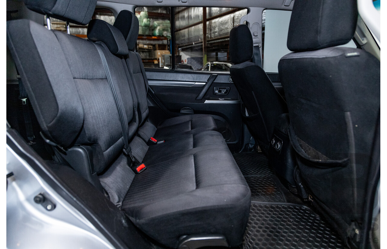 8/2012 Mitsubishi Pajero Platinum Edition NW MY12 4d Wagon Cool Silver Metallic Turbo Diesel 3.2L