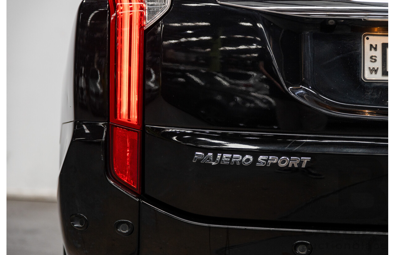 12/2015 Mitsubishi Pajero Sport Exceed (4x4) QE MY16 4d Wagon Black Pearl Turbo Diesel 2.4L