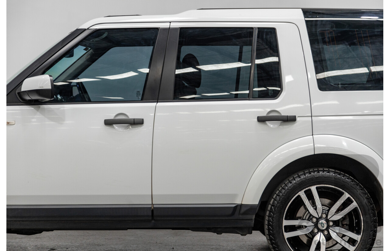 10/2012 Land Rover Discovery 4 3.0 SDV6 SE (4x4) MY12 4d Wagon Fuji White Twin Turbo Diesel V6 3.0L - 7 Seater