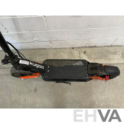 KUGOO Z-930 Electric Scooter
