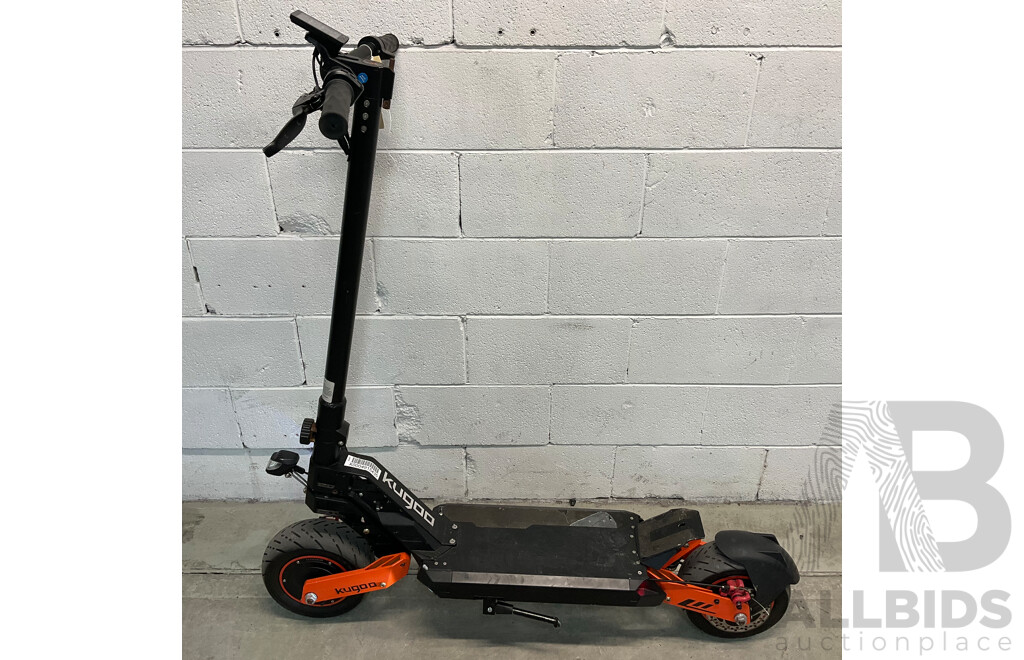 KUGOO Z-930 Electric Scooter