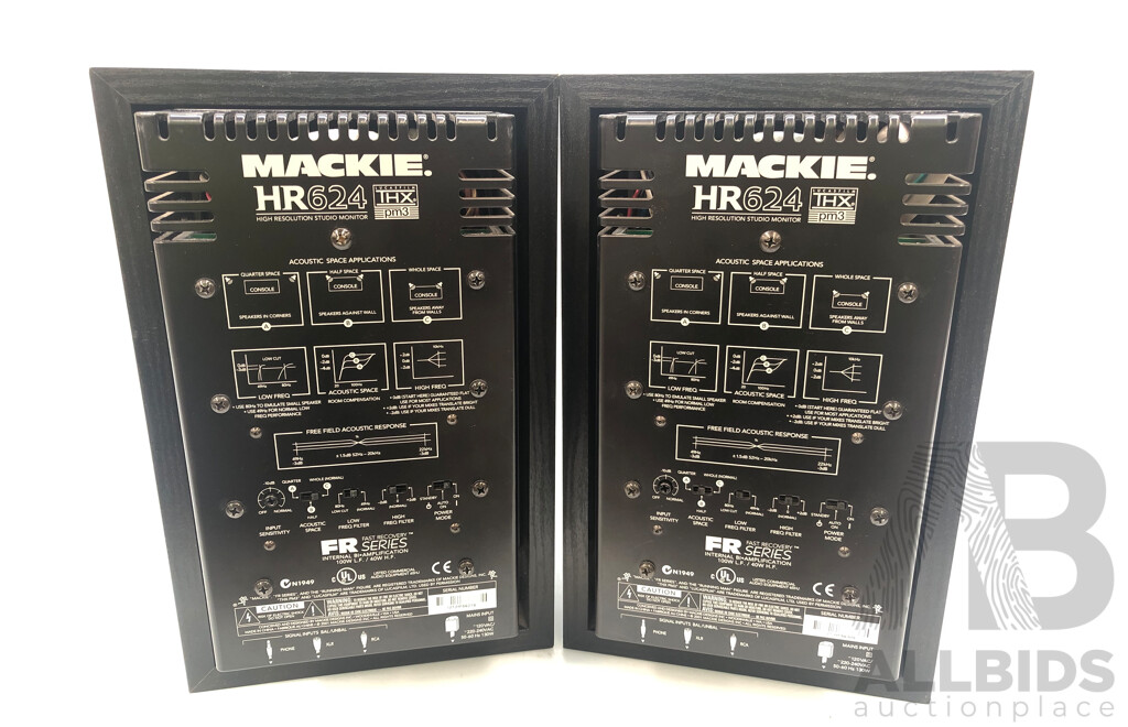 Mackie HR624 Active Studio Monitor Speakers  -  Lot of Two