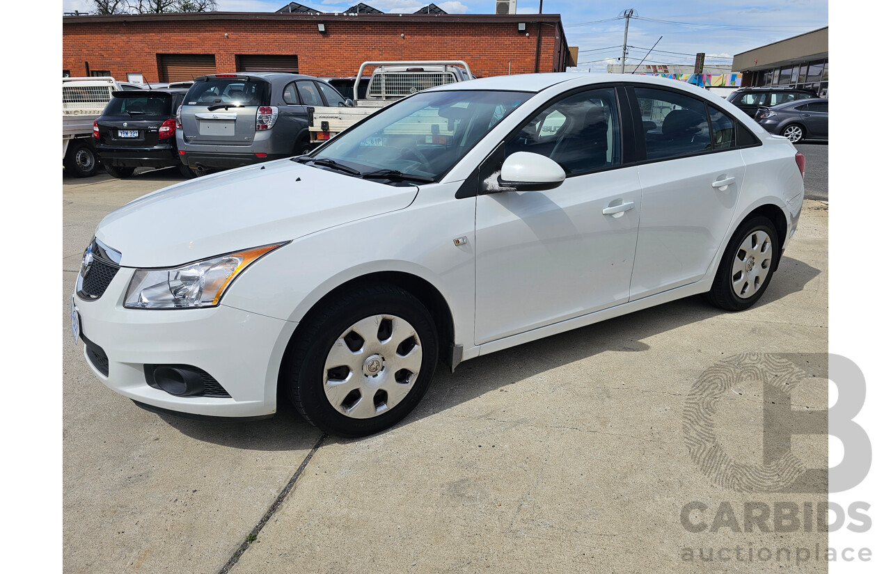 8/2011 Holden Cruze CD JH 4d Sedan White 1.8L