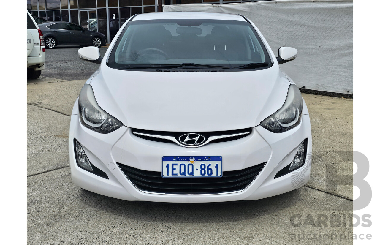 10/2014 Hyundai Elantra Trophy MD SERIES 2 (MD3) 4d Sedan White 1.8L