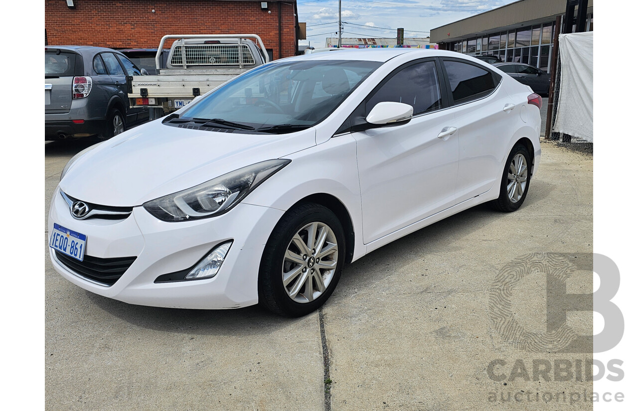 10/2014 Hyundai Elantra Trophy MD SERIES 2 (MD3) 4d Sedan White 1.8L