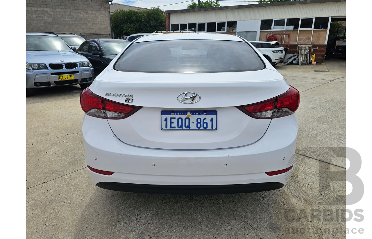 10/2014 Hyundai Elantra Trophy MD SERIES 2 (MD3) 4d Sedan White 1.8L