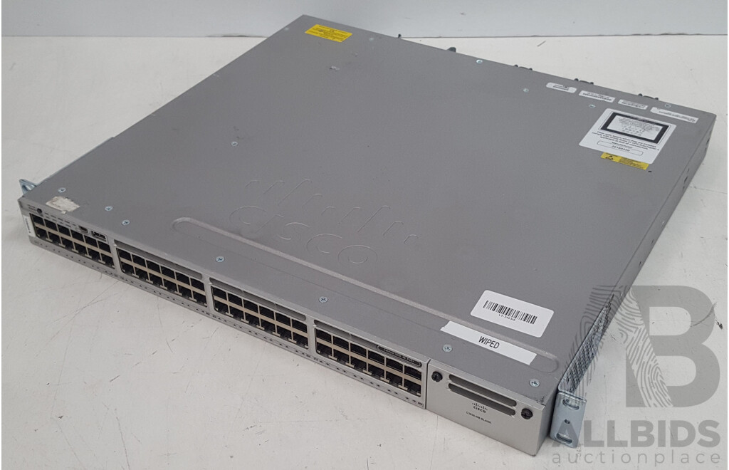 Cisco (WS-C3850-48P-L) Catalyst 3850 48 PoE+ 48-Port Gigabit Switch