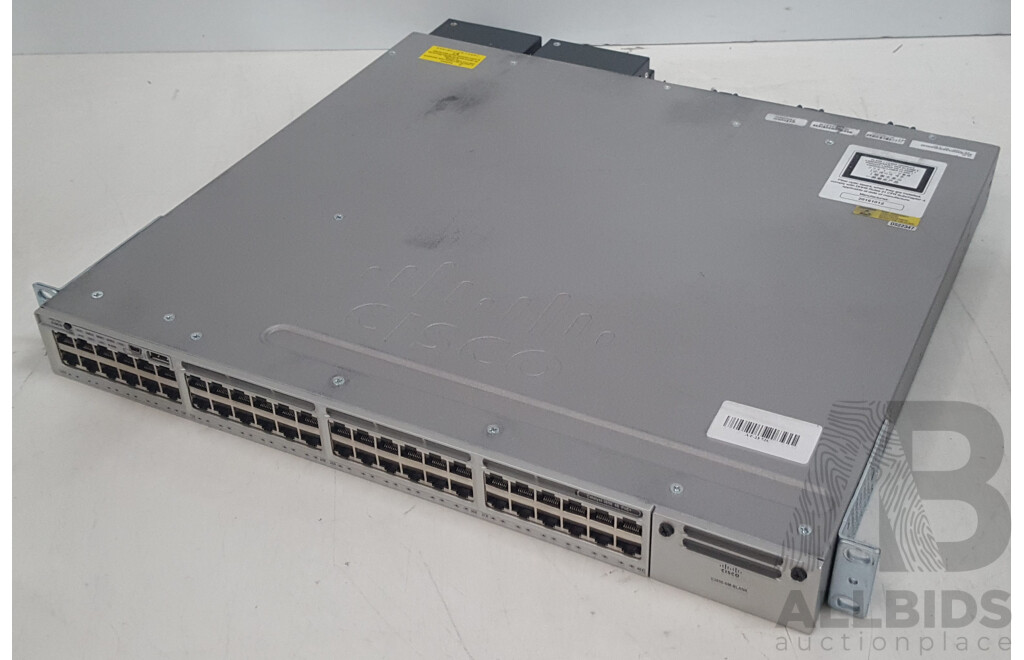 Cisco (WS-C3850-48F-S) Catalyst 3850 48 PoE+ 48-Port Gigabit Switch