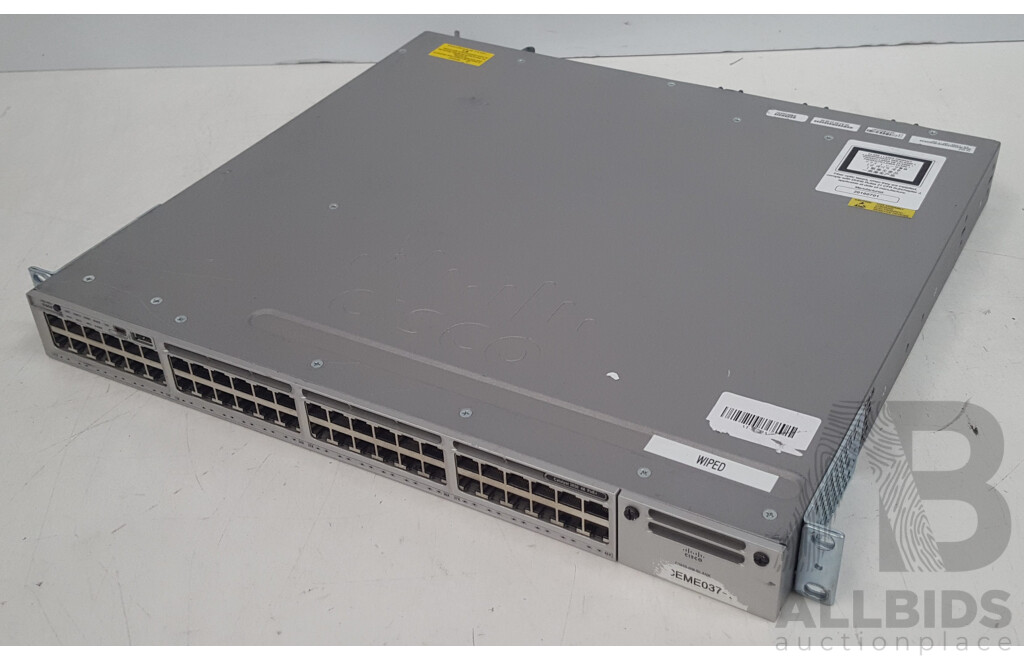 Cisco (WS-C3850-48P-L) Catalyst 3850 48 PoE+ 48-Port Gigabit Switch