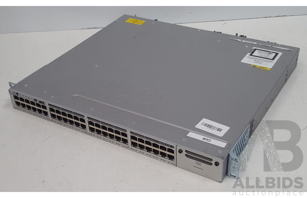 Cisco (WS-C3850-48P-L) Catalyst 3850 48 PoE+ 48-Port Gigabit Switch