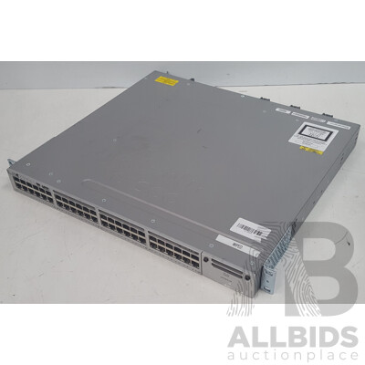 Cisco (WS-C3850-48P-L) Catalyst 3850 48 PoE+ 48-Port Gigabit Switch