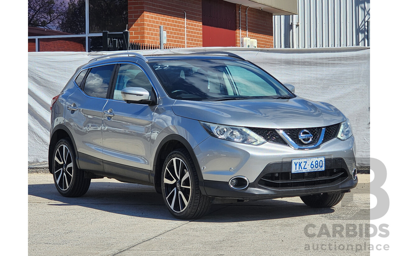 11/2015 Nissan Qashqai TI (4x2) J11 4d Wagon Silver Or Chrome 2.0L