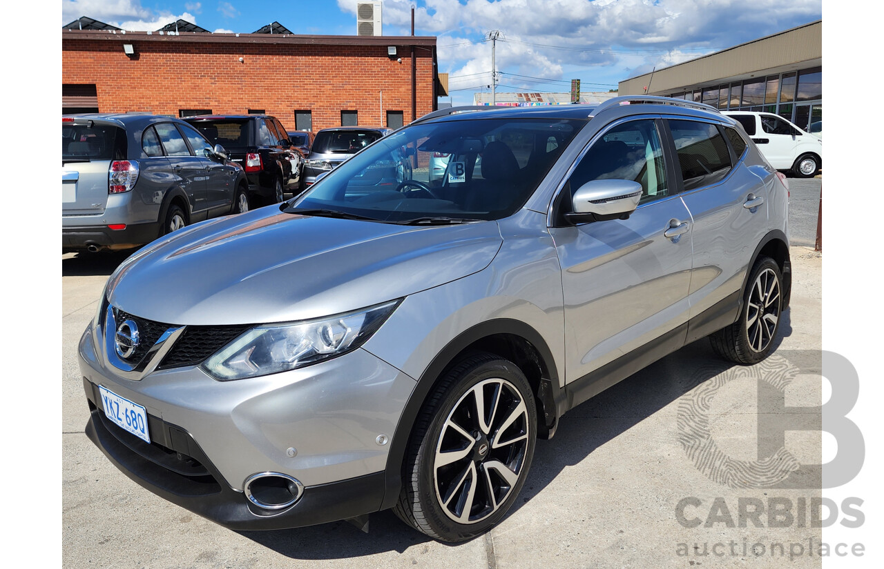 11/2015 Nissan Qashqai TI (4x2) J11 4d Wagon Silver Or Chrome 2.0L