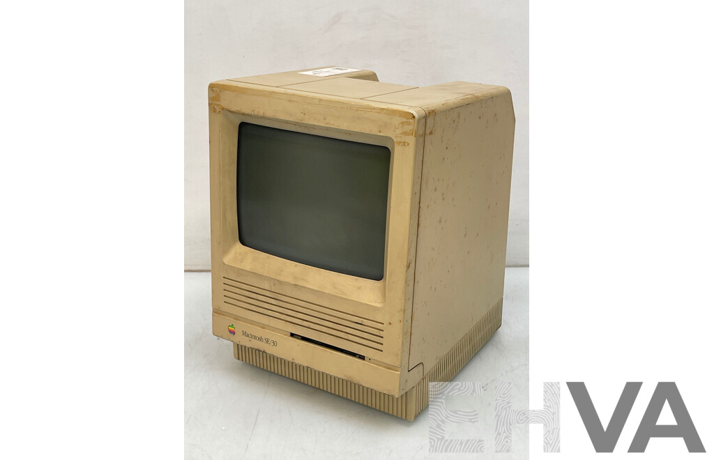 Apple (M1420) Macintosh Classic Desktop Computer