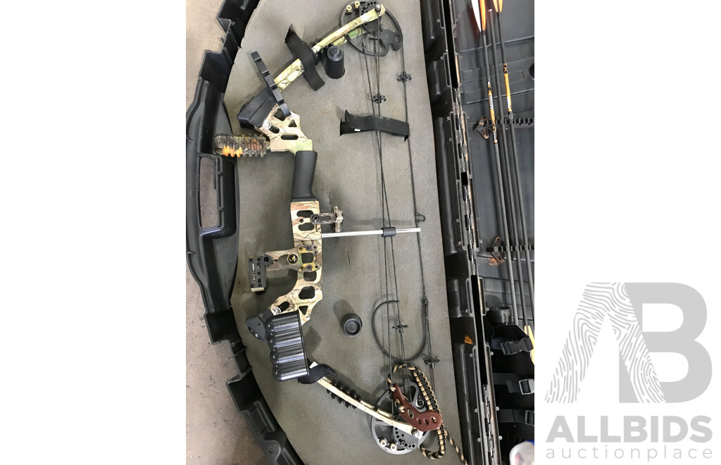 Oztreme Compound Bow Set with Pillarlock Hard Bow Case