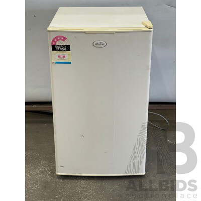 Mistral 90 Ltr Upright Freezer