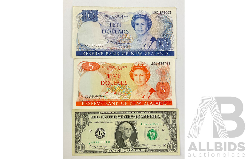 New Zealand QE2 Ten and Five Dollar Notes with USA 1969 San Francisco One Dollar Note