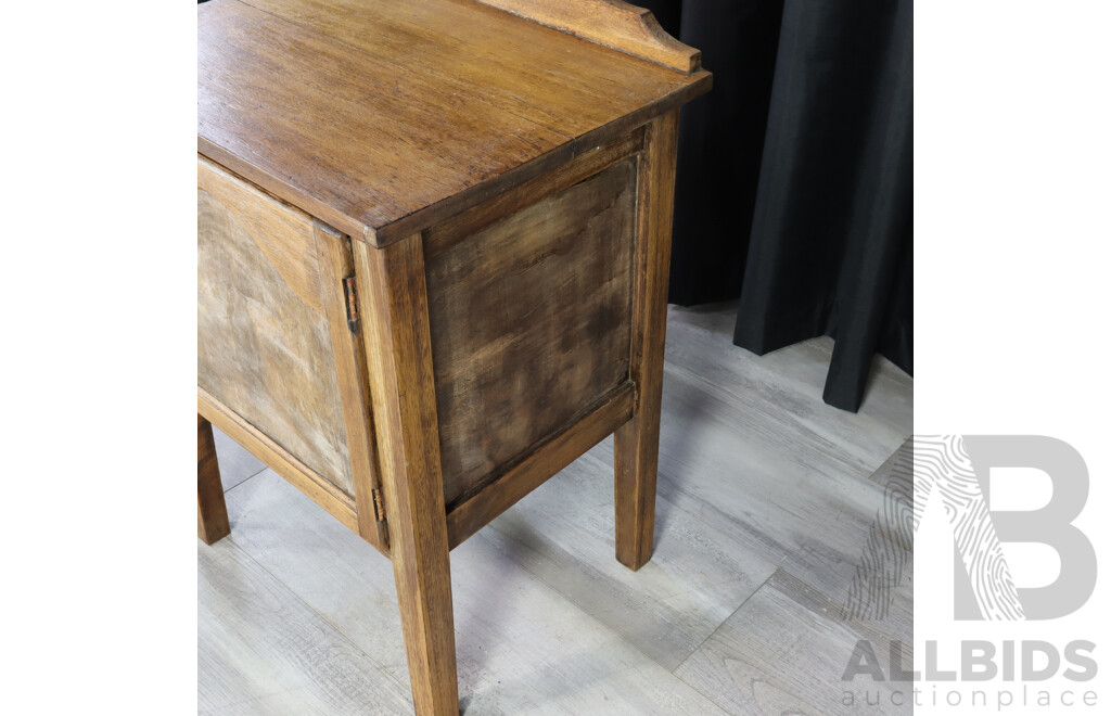 Oak Elevated Pot Cupboard