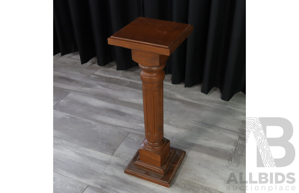 Timber Fluted Pedestal